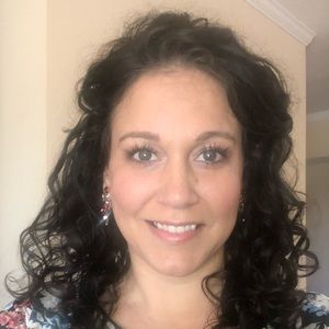 Meet your Posher, Diane